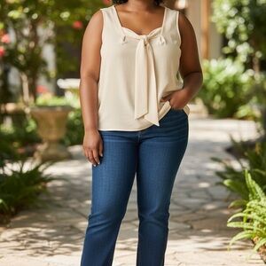 Lane Bryant White Top Sz. 14/16